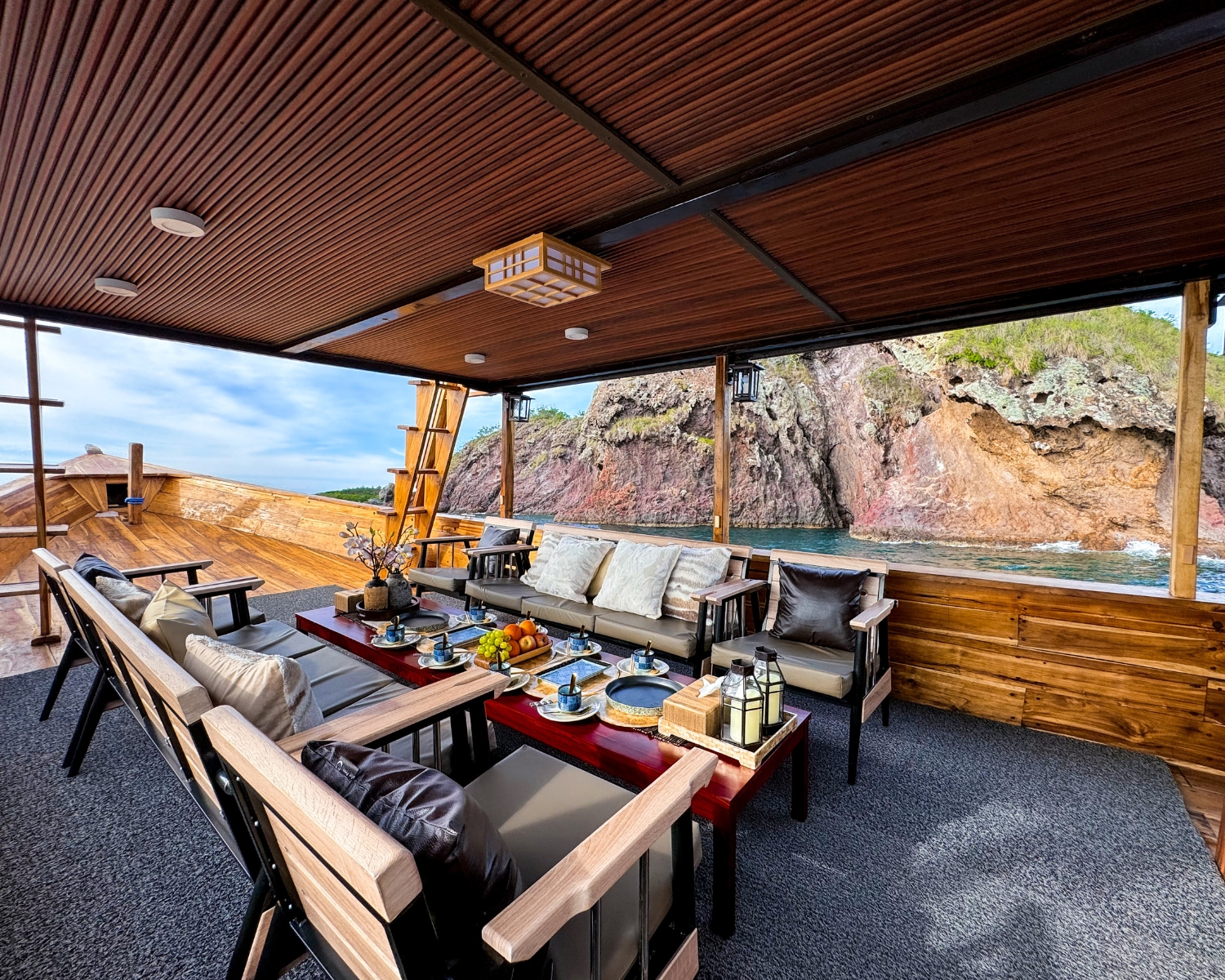 Sailing Trip Luxury Open Deck - Halona Adventure Labuan Bajo